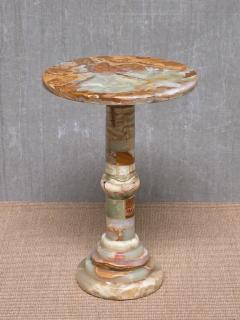 Circular Onyx Side Table with Pedestal Base Italy 1960s - 3915346