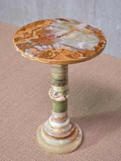 Circular Onyx Side Table with Pedestal Base Italy 1960s - 3915350