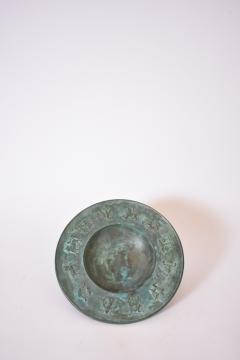 Circular neoclassical bronze plate 1940s  - 4684411