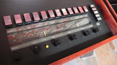 Clairtone Project G2 Rosewood T10 Console Stereo System Turntable RESTORED  - 4709696