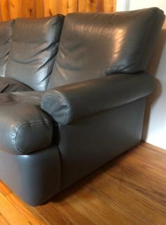 Classic French Art Deco 1930 Style Leather Club Sofa Couch - 2372106