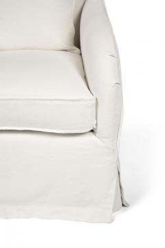 Club Chair Slipcovered in White Linen - 4164158