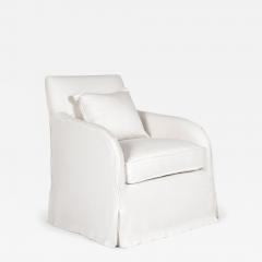 Club Chair Slipcovered in White Linen - 4164797