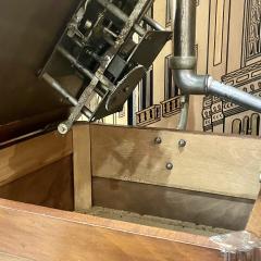 Coin Operated Mechanical Gramophone - 3815860