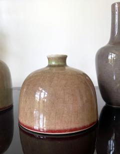 Collection of Four Chinese Ceramic Vases with Peachbloom Glaze - 3077378