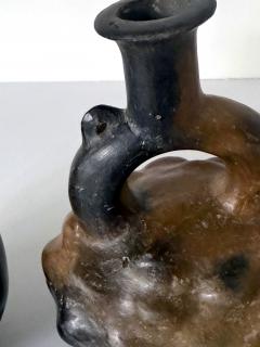 Collection of Two Pre Columbian Cupisnique Stirrup Ceramic Vessels Peru - 4289454