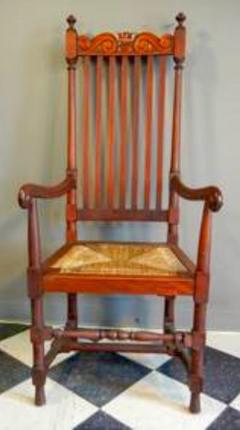 Colonial Revival Banister Back arm chair in walnut - 3938959