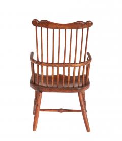 Comb Back 18th c Windsor Armchair - 4715171