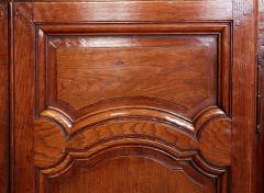 Compact Early 19th c Oak Cupboard - 3833879