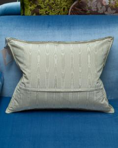 Contemporary Bevilacqua Green Silk Velvet Pillows In Crocodile Pattern - 3344873