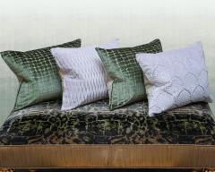 Contemporary Bevilacqua Green Silk Velvet Pillows In Crocodile Pattern - 3344874