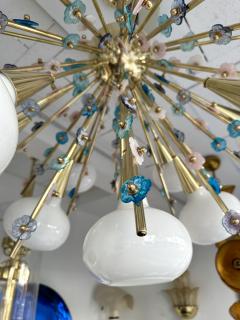 Contemporary Brass Sputnik Chandelier Flowers Murano Glass White Cup Italy - 3464649