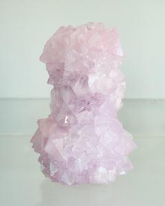 Contemporary Crystallized Vase in Soft Pink by Isaac Mont Netherlands - 3802597