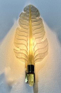 Contemporary Italian Art Deco Pair of Amber Gold Murano Glass Brass Leaf Sconces - 3426441