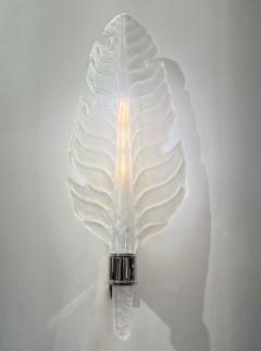 Contemporary Italian Art Deco Pair of White Murano Glass Nickel Leaf Sconces - 3522167