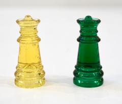 Contemporary Minimalist Green Yellow Murano Glass Chess Set on Mirrored Board - 2704037