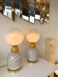 Contemporary Pair of Brass and Berlingo Stripe Murano Glass Lamps Italy - 4546017