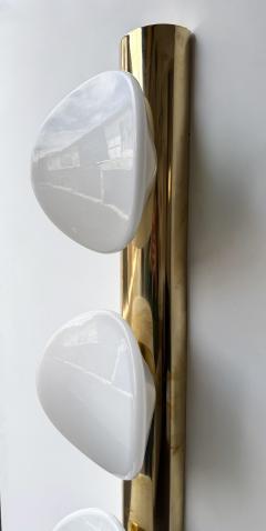 Contemporary Pair of White Murano Glass and Brass Sconces Italy - 4606284