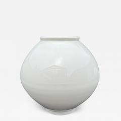 Contemporary Porcelain Moon Jar - 3469111