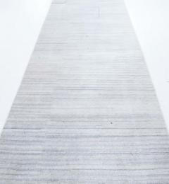 Contemporary Runner - 3588277