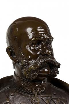 Continental Bronze Bust of a Mustachioed Dignitary Military Officer - 4199795