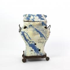 Continental Faience Portable Stove And Cover Late 18th 19th Century - 2180711