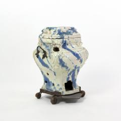 Continental Faience Portable Stove And Cover Late 18th 19th Century - 2180717