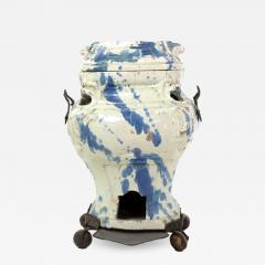 Continental Faience Portable Stove And Cover Late 18th 19th Century - 2180770
