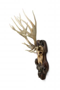 Continental Rustic Wall Plaque of Elk Skull with Cross Insignia Painted - 4407995
