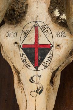 Continental Rustic Wall Plaque of Elk Skull with Cross Insignia Painted - 4407997
