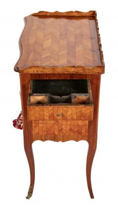 Continental Three Drawer Commode - 4479252