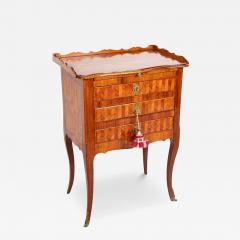 Continental Three Drawer Commode - 4483510