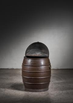 Copper water barrel - 3891939