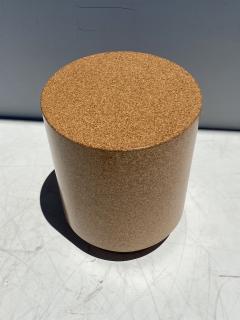 Cork and Brass Side Table Taburete - 1445323