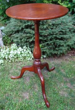 Country Chippendale Period Tripod Candlestand Connecticut 1785 - 3191464