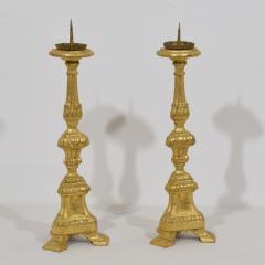 Couple of Late 18th Century Italian Neoclassical Giltwood Candleholders - 4114284