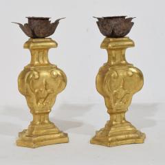 Couple of Small Late 18th Century Italian Neoclassical Giltwood Candleholders - 4113930