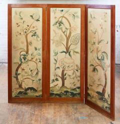 Crewelwork Screen - 3105588