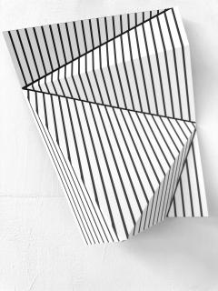 Cristina Ghetti Wallreliefs black and white 4 - 4583961
