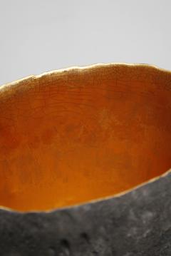 Cristina Salusti Ceramic and gold Vessel vase by Cristina Salusti - 366620
