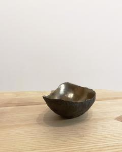 Cristina Salusti Vessel with bronze textured glaze 2023 - 3442893