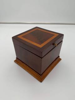 Cubic Biedermeier Box Mahogany and Maple Austria circa 1840 - 2284902