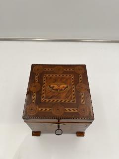 Cubic Biedermeier Box Walnut with Inlays Austria circa 1830 - 3036626