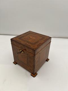 Cubic Biedermeier Box Walnut with Inlays Austria circa 1830 - 3036627