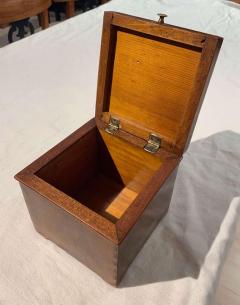 Cuboid Jewelry Box Walnut Ebony Mother of Pearl Austria Vienna circa 1830 - 1612325