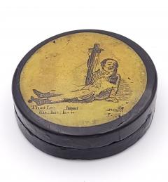 Curious Papier m ch Snuff Box England 19th century - 2945154