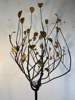 Curtis Jer MODERN BRASS LEAF AND METAL TREE WITH BIRDS NEST ON MARBLE BASE - 1951581
