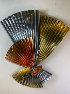 Curtis Jer MODERNIST TRICOLOR METAL FAN WALL SCULPTURE BY CURTIS JERE - 1527944