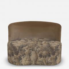 Curved Settee - 4229929