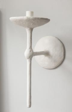 Custom Pair of Single Arm Plaster Sconces in the manner of Giacometti 21st c - 1106341